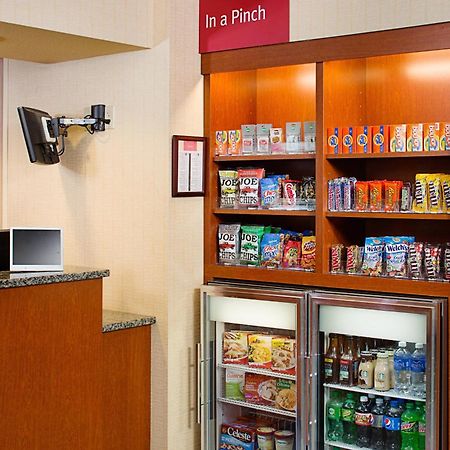 ホテル タウンプレース スイーツ マンチェスター ボストン リージョナル エアポート エクステリア 写真